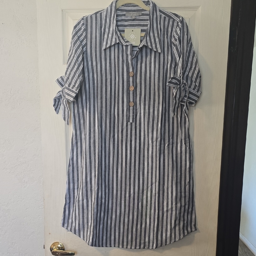 J GEE Striped Gray Midi Dress